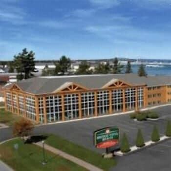Bridge Vista Beach Hotel And Convention Center Mackinaw City Dış mekan fotoğraf